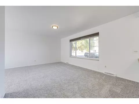 8692 E Doane Pl, Denver, CO 80231 photo 8