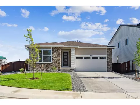 4691 Short Horn Dr, Johnstown, CO 80534