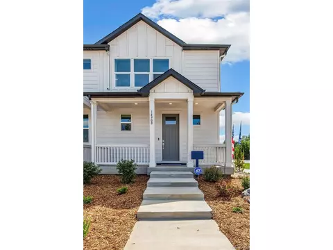 1373 S Chester St #A, Denver, CO 80247
