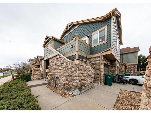 5650 S Algonquian Way #E, Aurora, CO 80016