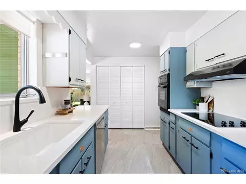 6017 Moore St, Arvada, CO 80004 photo 10