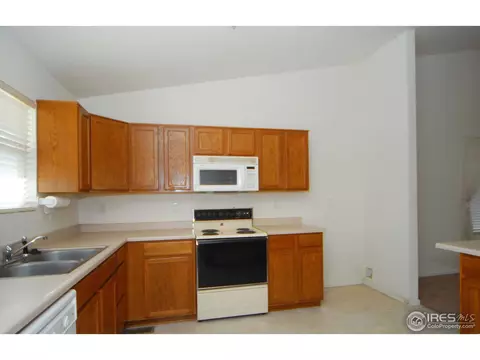 5756 Canyon Cir, Frederick, CO 80504 photo 3
