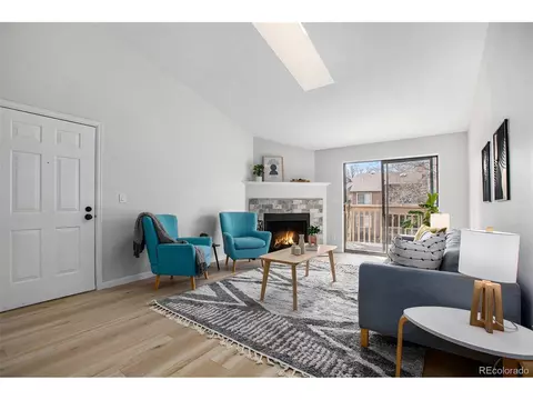 10323 E Peakview Ave #J-J202, Englewood, CO 80111