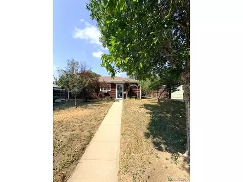 1125 Xanadu St, Aurora, CO 80011