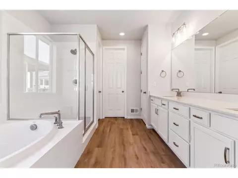 24513 E 36th Ave, Aurora, CO 80019 photo 8