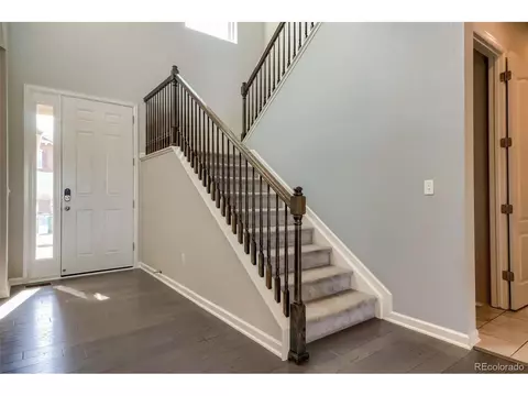 22489 E Davies Dr, Aurora, CO 80016 photo 3