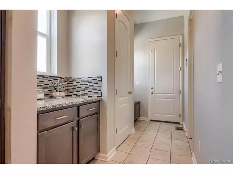 22489 E Davies Dr, Aurora, CO 80016 photo 11