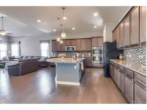 22489 E Davies Dr, Aurora, CO 80016 photo 8