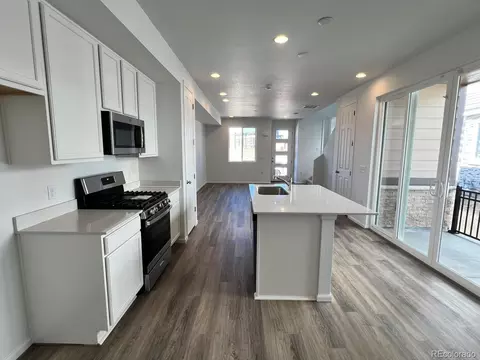 21091 E 67th Ave, Aurora, CO 80019 photo 5