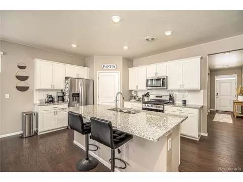 231 S Quantock St, Aurora, CO 80018 photo 6