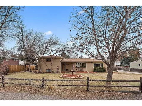2280 Bell Ct, Lakewood, CO 80215
