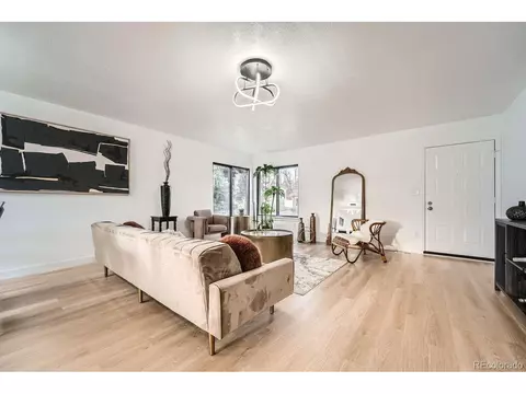 16623 E Kent Dr, Aurora, CO 80013 photo 3
