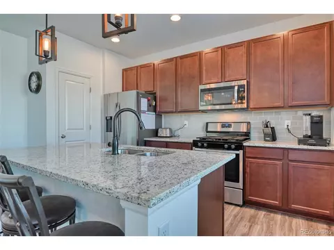 27187 E Maple Ave, Aurora, CO 80018 photo 18
