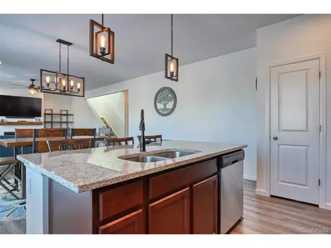 27187 E Maple Ave, Aurora, CO 80018 photo 19