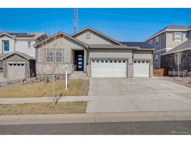 1000 Ascent Trail Cir, Erie, CO 80516