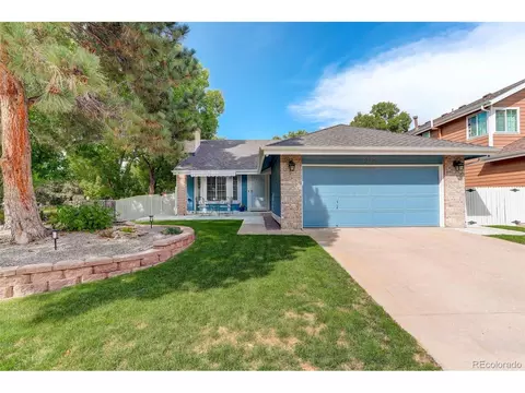 2300 S Gray Dr, Lakewood, CO 80227