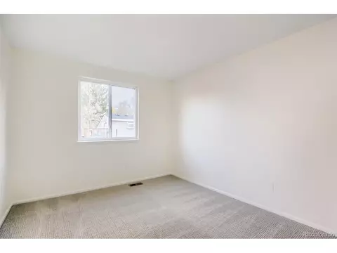 Bedroom - 17620 E Bethany Dr, Aurora, CO 80013 photo 4 of 7