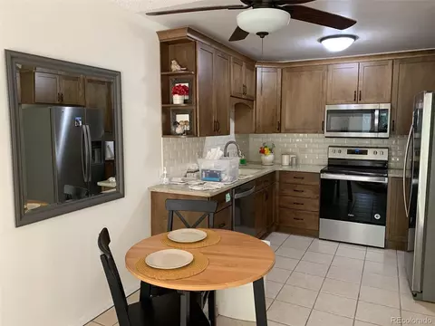 350 S Clinton St #5B, Denver, CO 80247