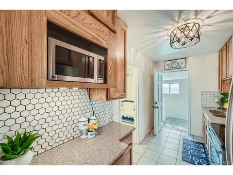 710 E Alameda Ave, Denver, CO 80209 photo 5