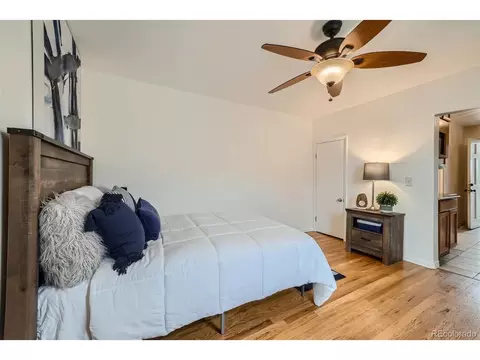 710 E Alameda Ave, Denver, CO 80209 photo 4