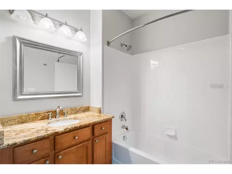 Bath - 8892 E 24th Pl #102, Denver, CO 80238 photo 1 of 3