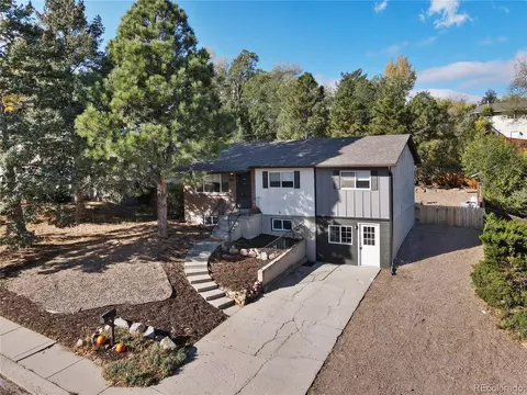 806 Paradise, Colorado Springs, CO 80904