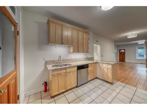 2112 E 17th Ave, Denver, CO 80206 photo 18