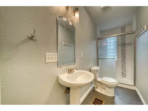 2112 E 17th Ave, Denver, CO 80206 photo 15