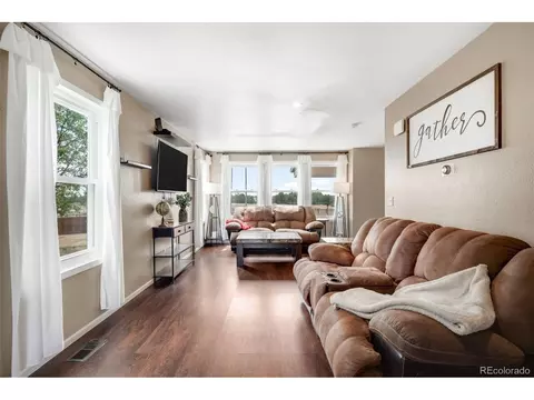 4532 E 94th Dr, Thornton, CO 80229 photo 4