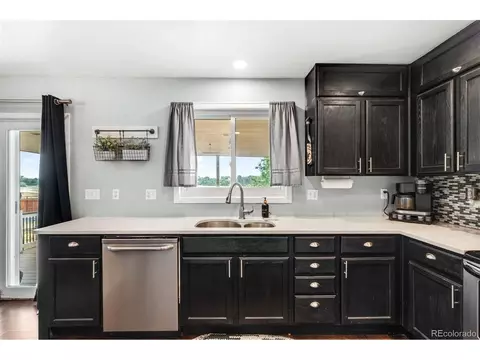 4532 E 94th Dr, Thornton, CO 80229 photo 8