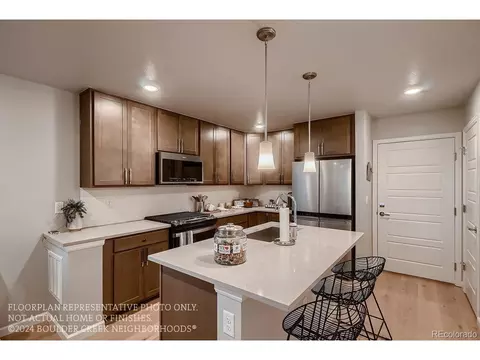 10371 E 62nd Pl, Denver, CO 80238 photo 13