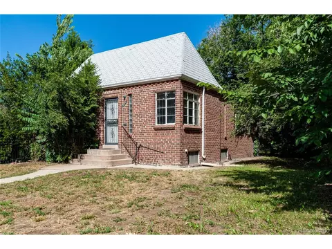 Undisclosed, Denver, CO 80207