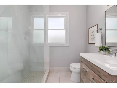 Bath - 2925 E 14th Ave, Denver, CO 80206 photo 1 of 2