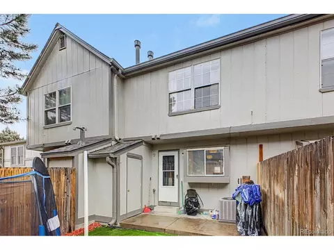 Exterior - 17125 E Chenango Ave #D, Aurora, CO 80015 photo 4 of 4