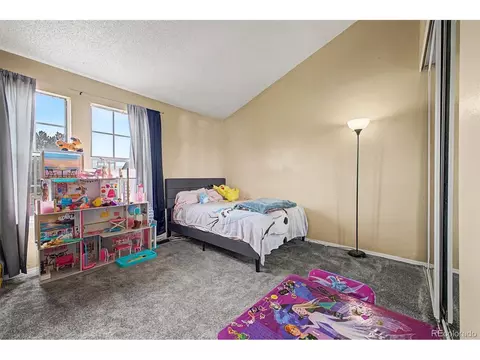 Bedroom - 17125 E Chenango Ave #D, Aurora, CO 80015 photo 4 of 6