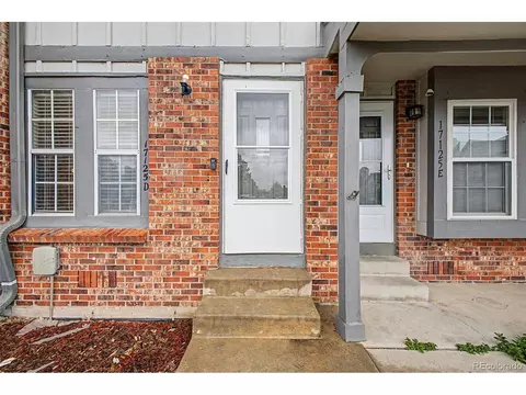 Exterior - 17125 E Chenango Ave #D, Aurora, CO 80015 photo 2 of 4