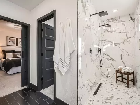 2824 Cherry St, Denver, CO 80207 photo 17