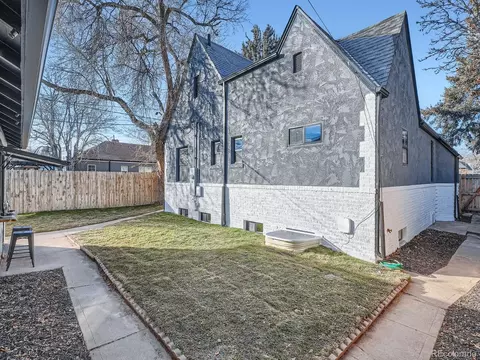 2824 Cherry St, Denver, CO 80207 photo 28