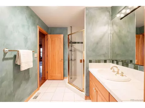 Bath - 1426 Rembrandt Rd, Boulder, CO 80302 photo 5 of 7