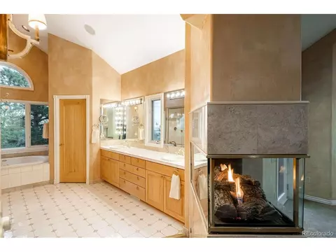 Bath - 1426 Rembrandt Rd, Boulder, CO 80302 photo 2 of 7