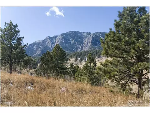 1440 Sierra Dr, Boulder, CO 80302 photo 2