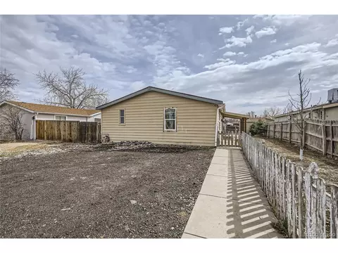 130 Elm St, Hudson, CO 80642