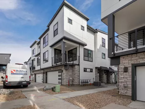 2032 S Holly St #3, Denver, CO 80222