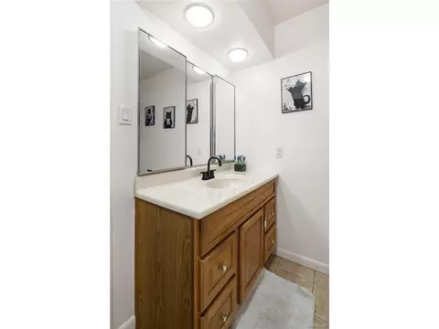 Bath - 1234 S Wright St, Lakewood, CO 80228 photo 4 of 4