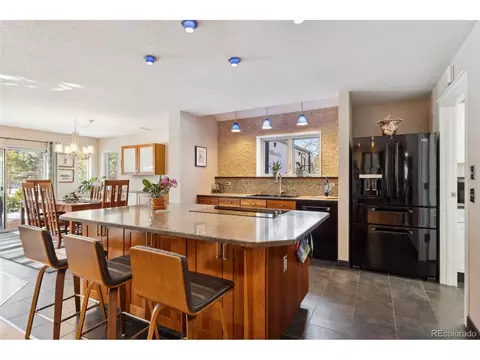 831 Crescent Dr, Boulder, CO 80303 photo 11