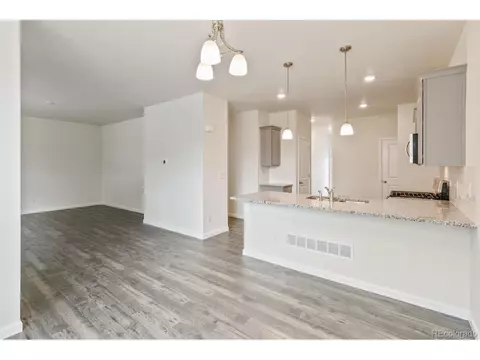21925 E 9th Pl, Aurora, CO 80018 photo 7