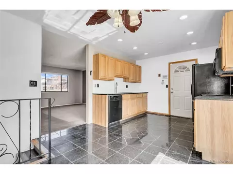 Kitchen - 16666 E Bails Pl, Aurora, CO 80017 photo 3 of 3