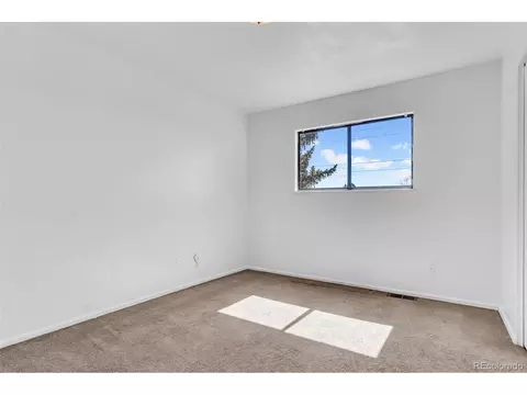 Bedroom - 16666 E Bails Pl, Aurora, CO 80017 photo 1 of 7