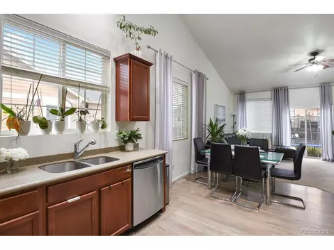 25910 E 3rd Ave, Aurora, CO 80018 photo 11
