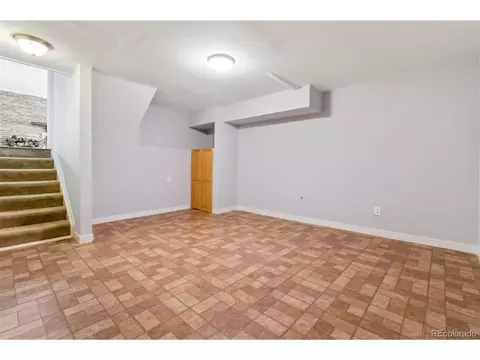 Undisclosed, Denver, CO 80239 photo 34